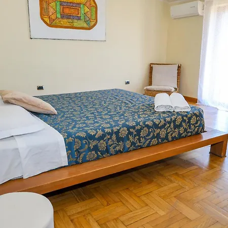 לינה וארוחת בוקר Elisabetta