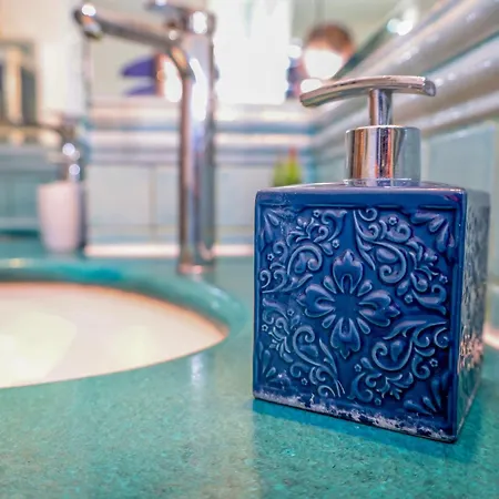 Elisabetta לינה וארוחת בוקר 4*